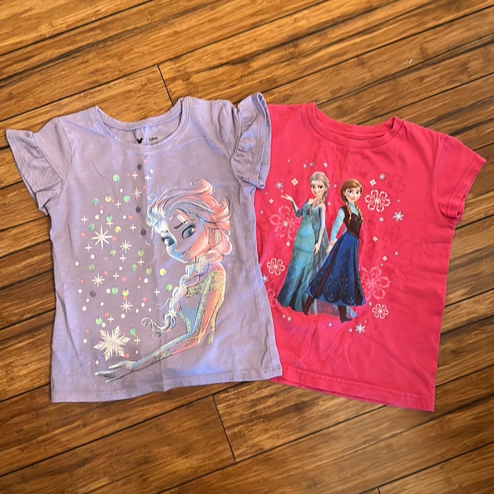 Set of two frozen Elsa T-shirts 5T